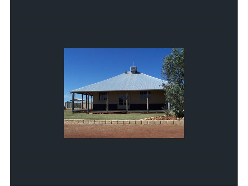75 Carnarvon Mullewa Road, Mullewa