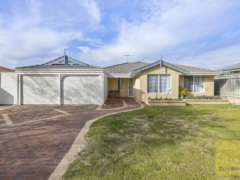 7 Sandow Green, Clarkson WA 6030