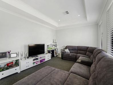 21 Camrose Parkway, Baldivis WA 6171