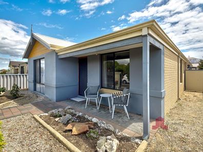 348 Parade Road, Dalyellup WA 6230