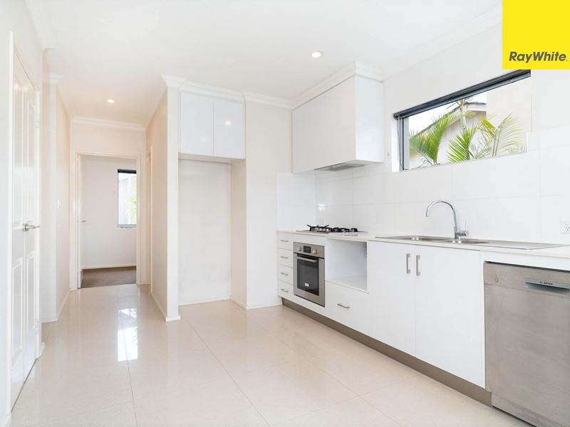 4/130 Sydenham Street, Kewdale