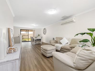 6/4 Hopkinson Way, Wilson WA 6107