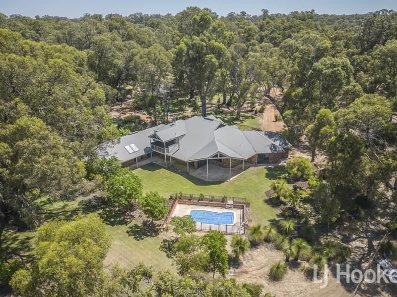16 Harvest Circle, Two Rocks
