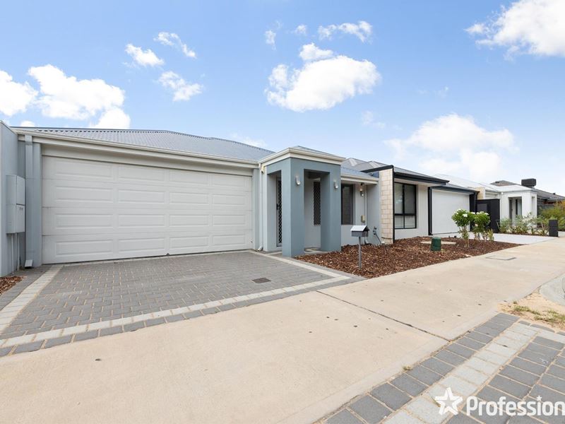 7 Heathcote Road, Seville Grove WA 6112