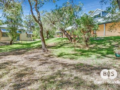 8 Mawson Court, Leschenault WA 6233