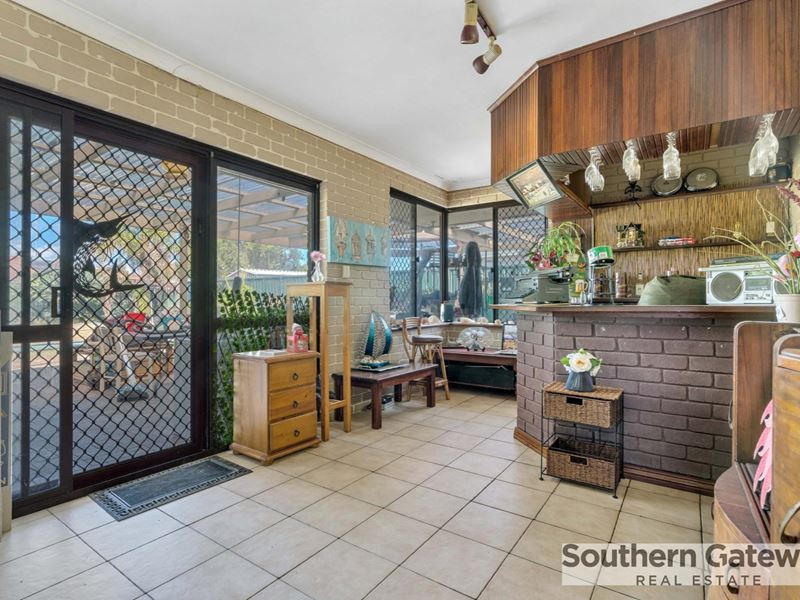 10 Bridge Mews, Waikiki