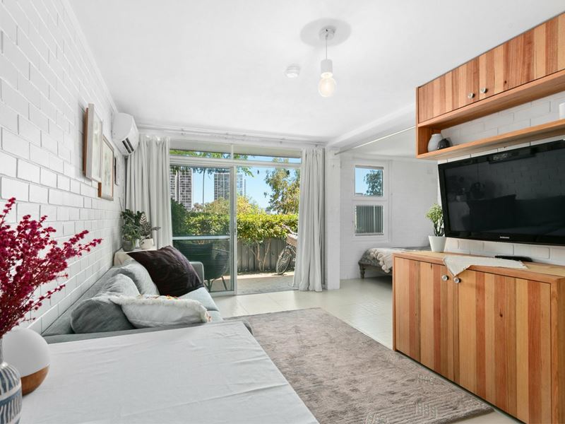 4/38-42 Waterloo Crescent, East Perth