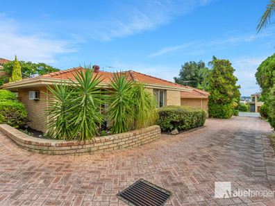 2/12 Tyler Street, Joondanna WA 6060