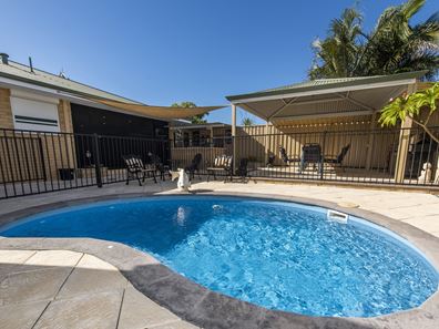 33 Marble Place, Forrestfield WA 6058