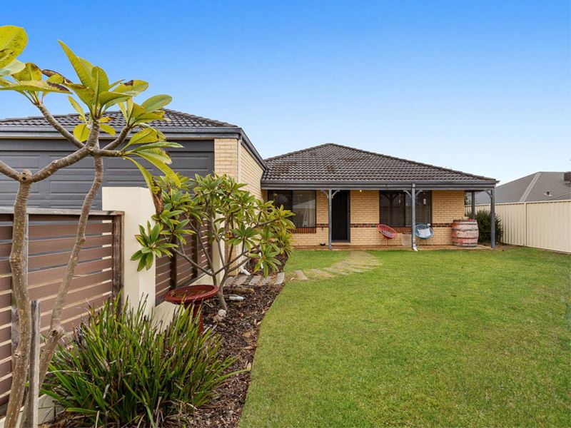 4 Newark Way, Secret Harbour