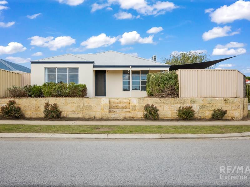 1 Eastwood Street, Ridgewood