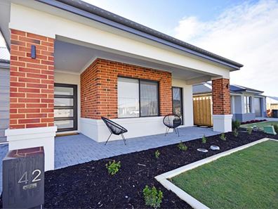 42 Moorland Crescent, Ellenbrook WA 6069