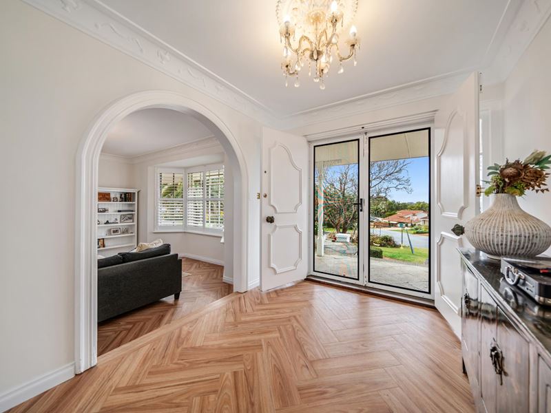 11 Eckford Way, Duncraig