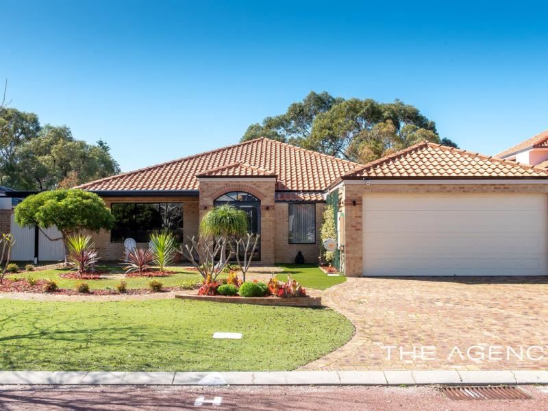 28 Carradale Glen, Hillarys WA 6025