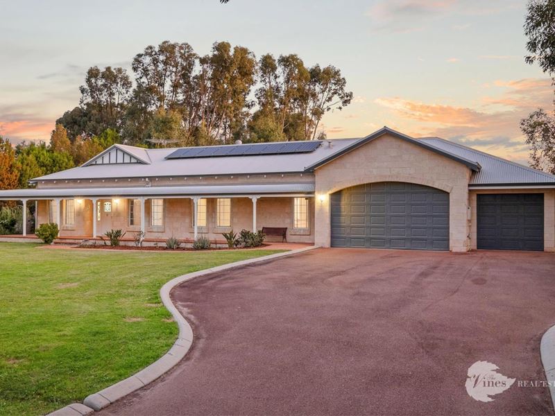 207 Hermitage Drive, The Vines WA 6069