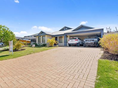 34 Bancombe Crescent, Ellenbrook WA 6069