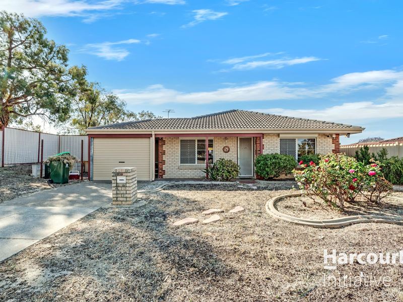 18 Knaphill Heights, Mirrabooka