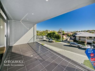 19 a Nautilus Cres, Scarborough WA 6019