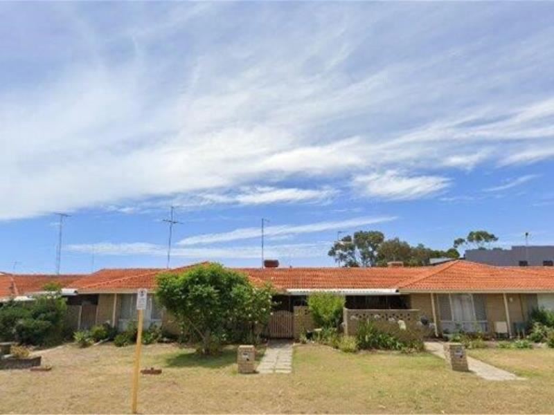 2/56 Hackett Street, Mandurah