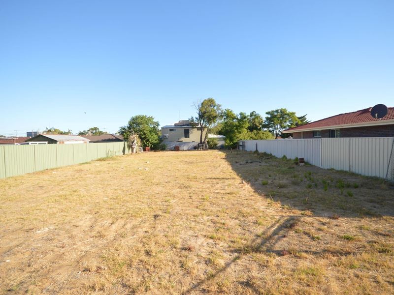 73 Cooper Street, Mandurah