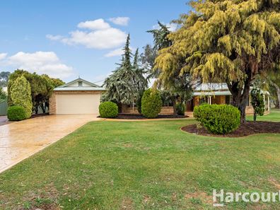 9 Clydesdale Drive, Greenfields WA 6210