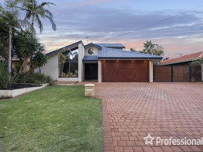 12 Matfield Street, Marangaroo WA 6064