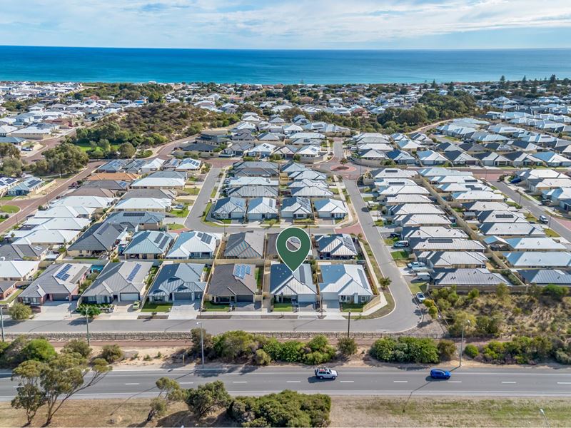 32 Balclutha Crescent, Madora Bay