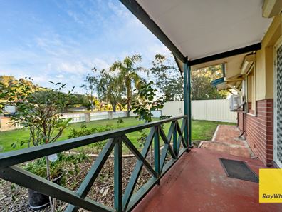 34 Rosher Road, Lockridge WA 6054