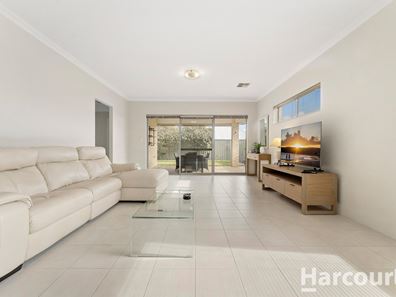 62 Barron Turn, South Yunderup WA 6208