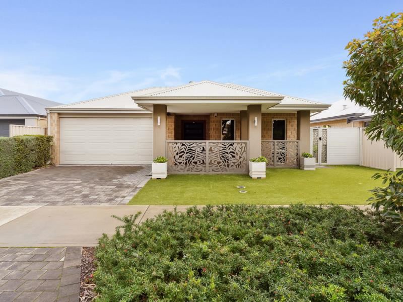17 Worlington Loop, Meadow Springs