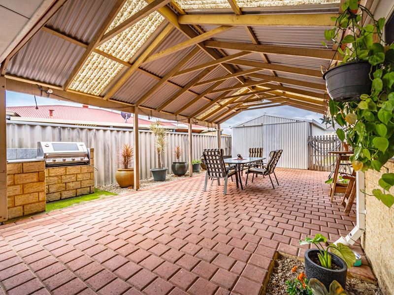 43 Tryall Avenue, Port Kennedy WA 6172