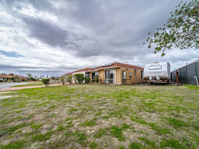 43 Tryall Avenue, Port Kennedy WA 6172