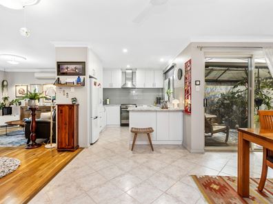 7/255 Woodside Street, Doubleview WA 6018