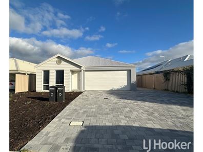 B/81 Majorelle Way, Karnup WA 6176