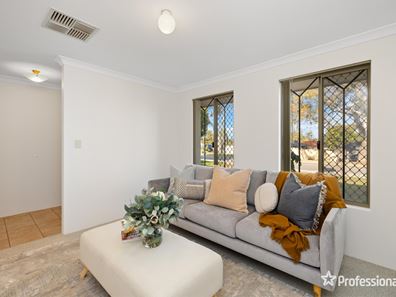 39 Smiths Avenue, Redcliffe WA 6104