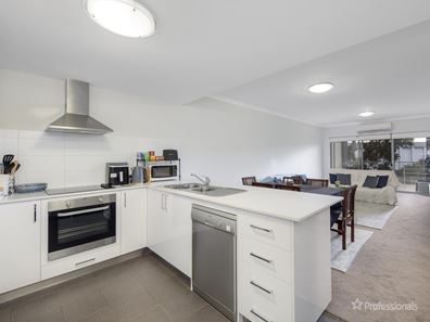 11/4 Wallsend Road, Woodbridge WA 6056