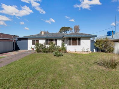 39 Wavelea street, Safety Bay WA 6169