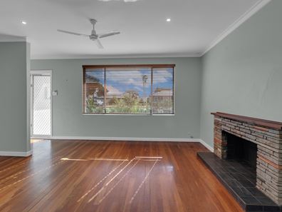 39 Wavelea street, Safety Bay WA 6169