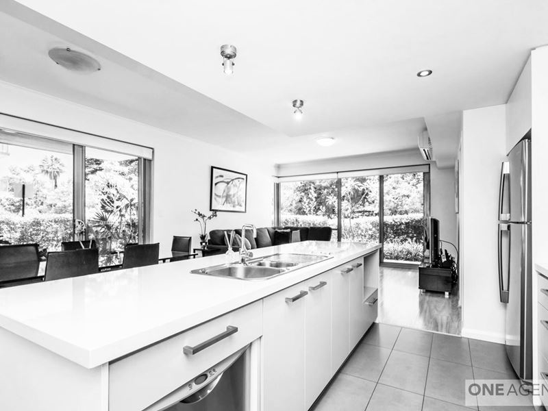 16/1 Bremer Promenade, East Perth