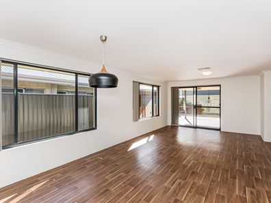 31 Chambered Way, Jindalee WA 6036