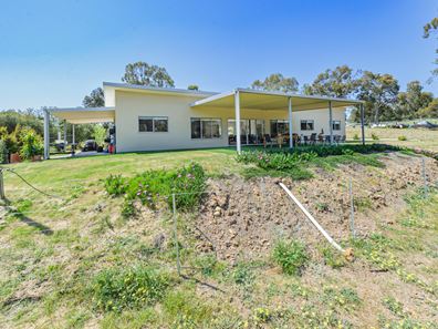 224 Smith Road, Bullsbrook WA 6084