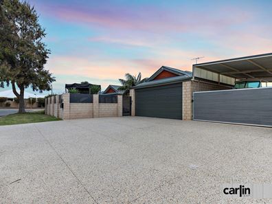 34 Carissa Turn, Halls Head WA 6210