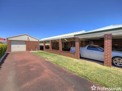 8 Tungsten Court, Forrestfield WA 6058