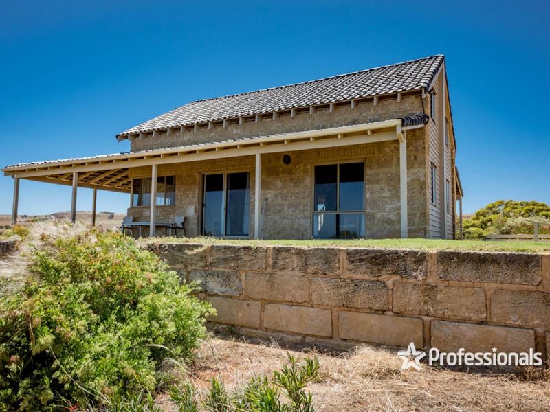 294 Sutcliffe Road, Waggrakine WA 6530