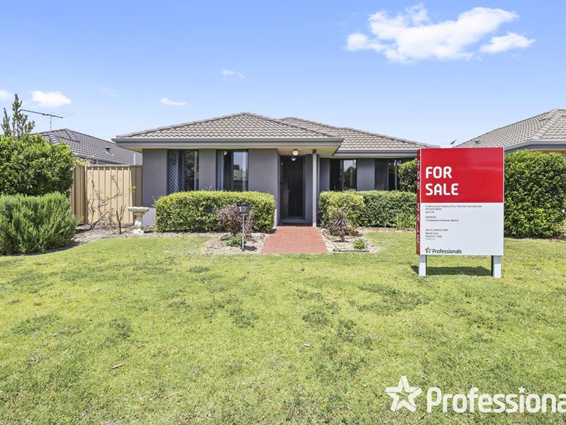 10 Ballawarra Avenue, Byford WA 6122