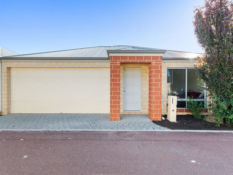 14 Yarran Street, Armadale WA 6112