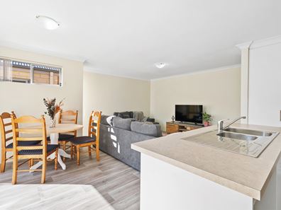14 Yarran Street, Armadale WA 6112