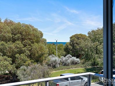 25 Perlinte View, North Coogee WA 6163