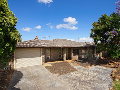 6 Davies Crescent, Kardinya WA 6163