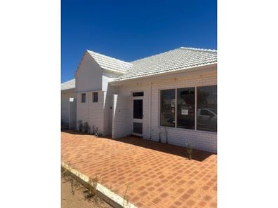 1 Woolgar Avenue, Merredin WA 6415